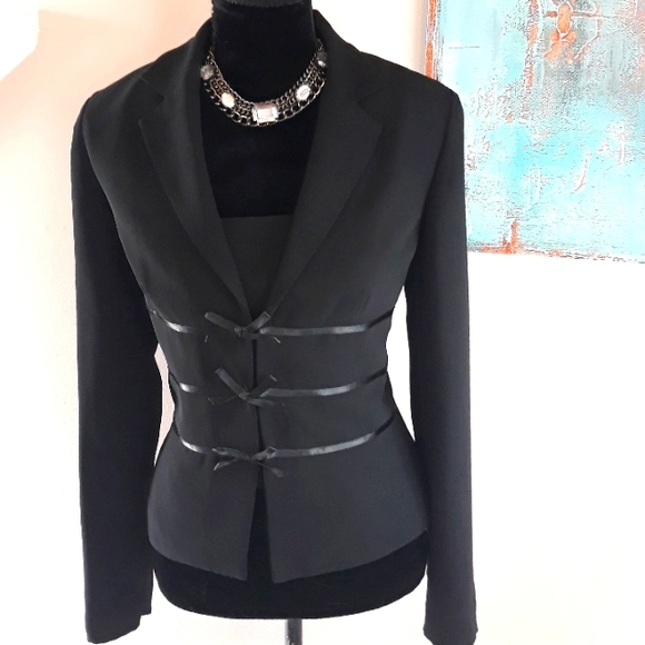 Evan Picone/ Black Blazer/ Satin Ribboned Trim Detail - Picture 4 of 9